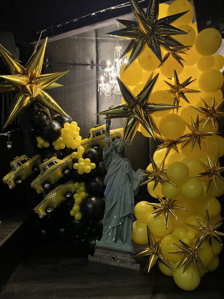 New York balloon installation