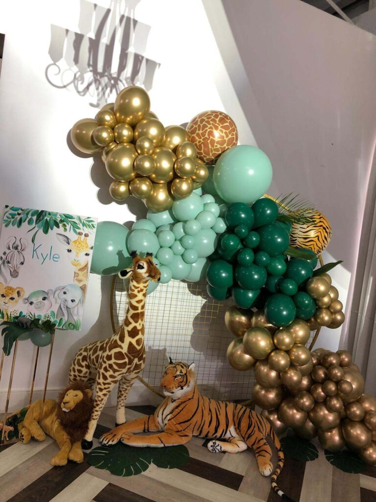 Safari Balloon Garland Decor