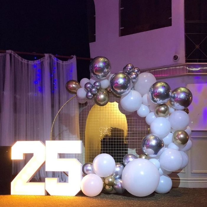 25-year-anniversary-garland